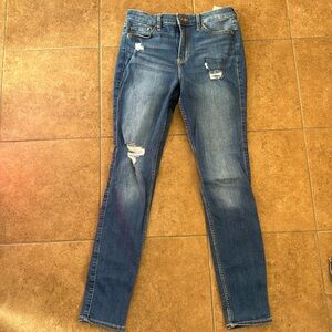 Hollister skinny high rise distressed ripped jeans medium wash size 5/27